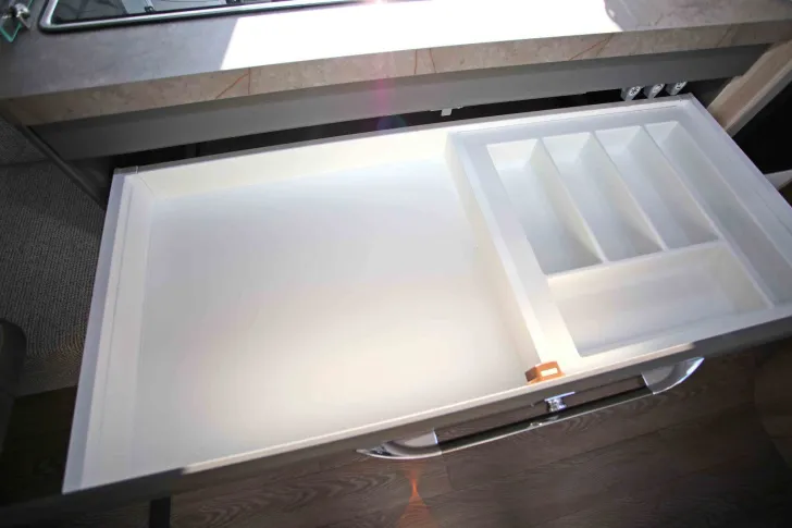 Fahrzeugbild Hobby De Luxe 460 UFe #10