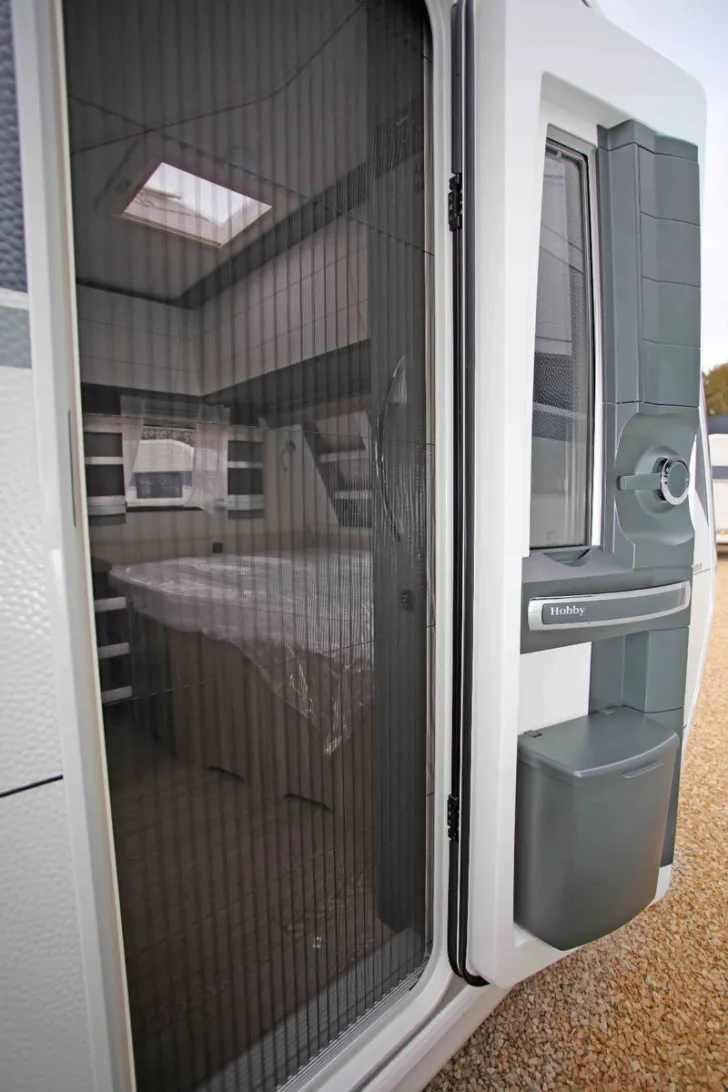 Fahrzeugbild Hobby Excellent Edition 545 KMF #24