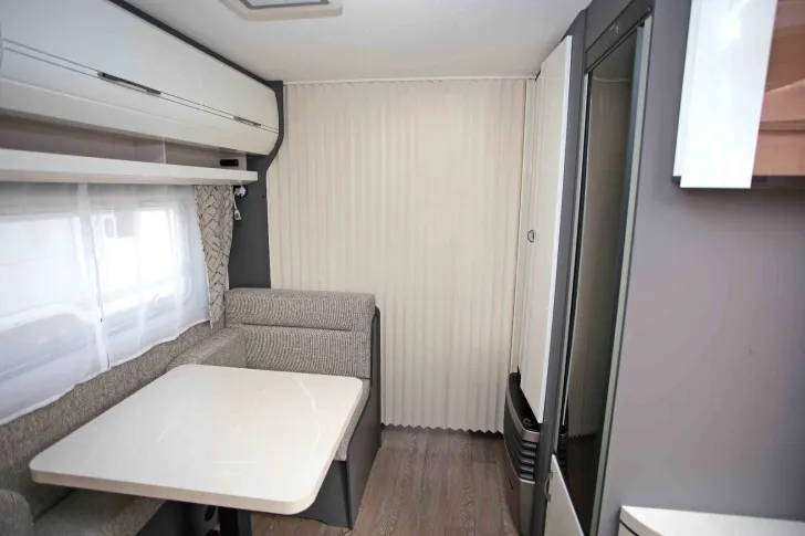 Fahrzeugbild Hobby Excellent 460 SL #16