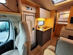 Bild 5 LMC Tourer A 690 G Markise/4erFT/Solar