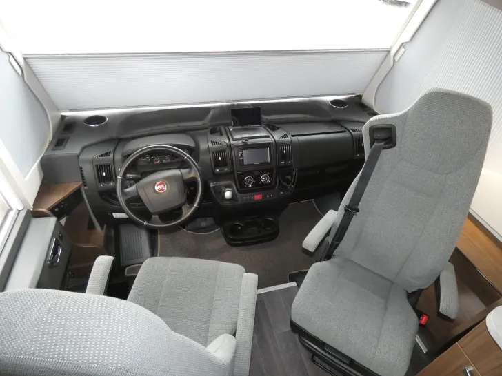 Fahrzeugbild Frankia F-Line I 680 PLUS #22