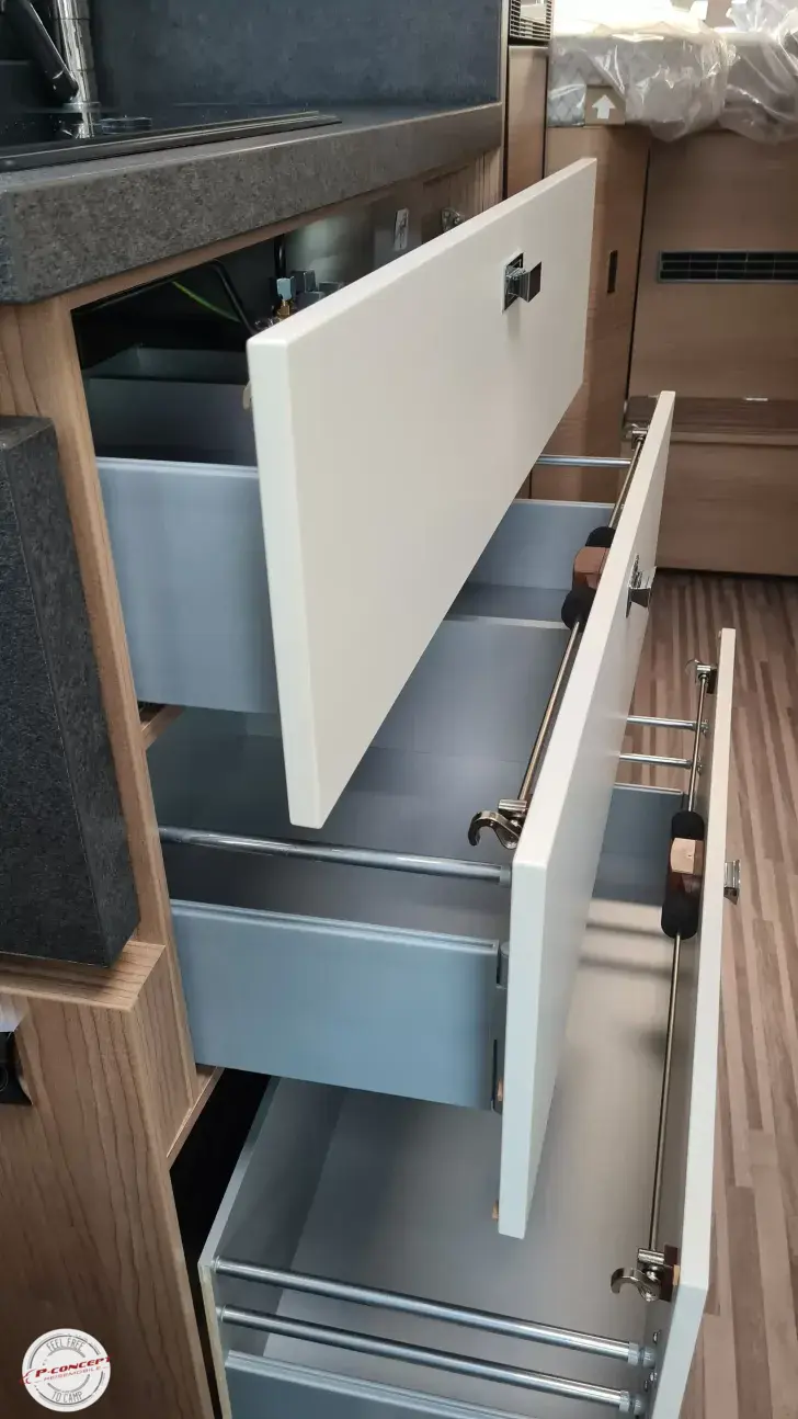 Fahrzeugbild Malibu Van Diversity 640 LE K GT skyview *junger Gebrauchtwagen* #10