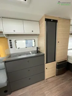 Bild 7 Fendt Apero 515 SG 2000 kg / Bettausgleich