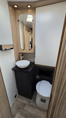 Fahrzeugbild Pilote Pacific P720U Expression #14