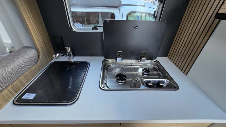 Fahrzeugbild Pilote Pacific P720U Expression #20