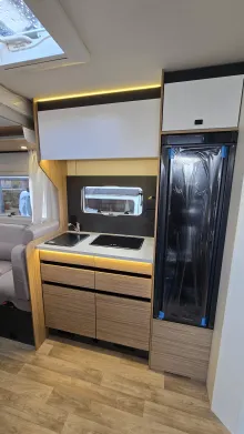 Fahrzeugbild Pilote Pacific P720U Expression #11