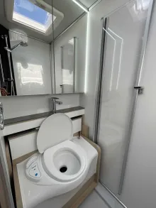 Fahrzeugbild Frankia Neo T 7 GDK Blackline #14