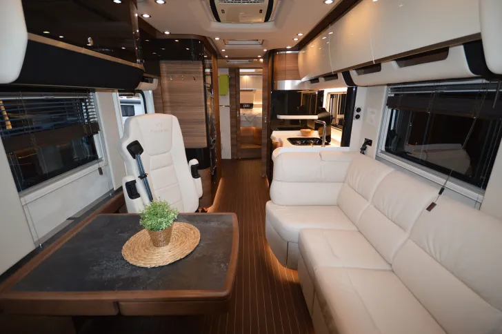 Fahrzeugbild Concorde Charisma 910 LSI #9