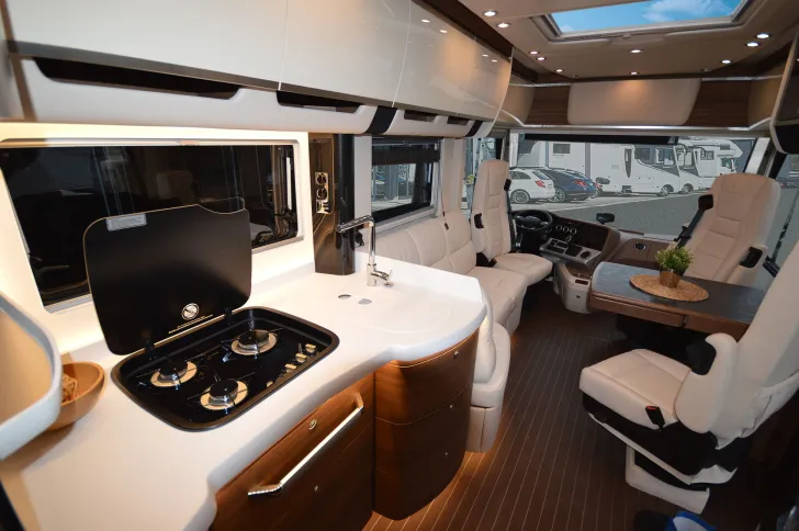 Fahrzeugbild Concorde Charisma 910 LSI #11