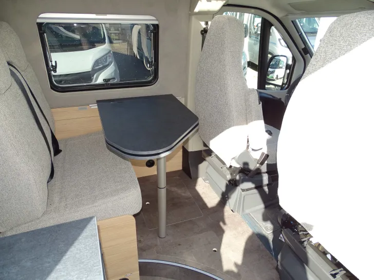 Fahrzeugbild Pössl D-LINE TRENTA 600 #5