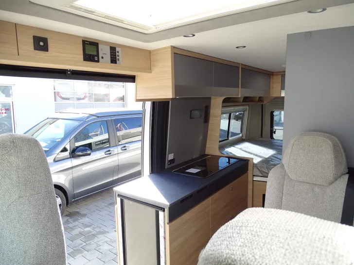 Fahrzeugbild Pössl D-LINE TRENTA 600 #8