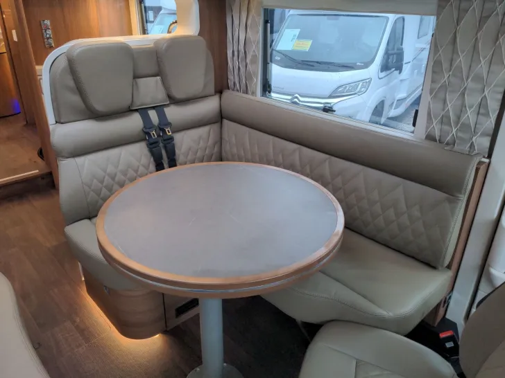 Fahrzeugbild Carthago S-PLUS I 64 XL QB #10