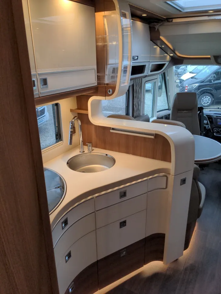 Fahrzeugbild Carthago S-PLUS I 64 XL QB #12