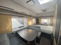 Bild 9 Fendt Apero 495 SKM