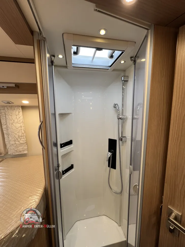 Fahrzeugbild Malibu T 450 RB LE comfort Mercedes #11