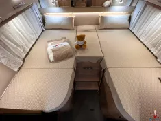 Bild 30 Carthago c-tourer I 143 LE MB (422)