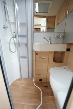 Bild 13 Hymer B-Klasse MC T 580 MwSt, SAT-TV, Markise, 3,5t
