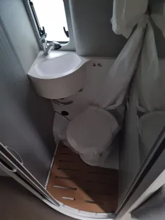 Bild 16 Hymer Free Campus 540 Combi 6 DE