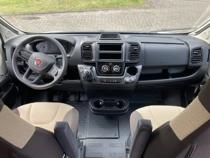 Fahrzeugbild Weinsberg CaraBus 600 ME Aufstelldach #15