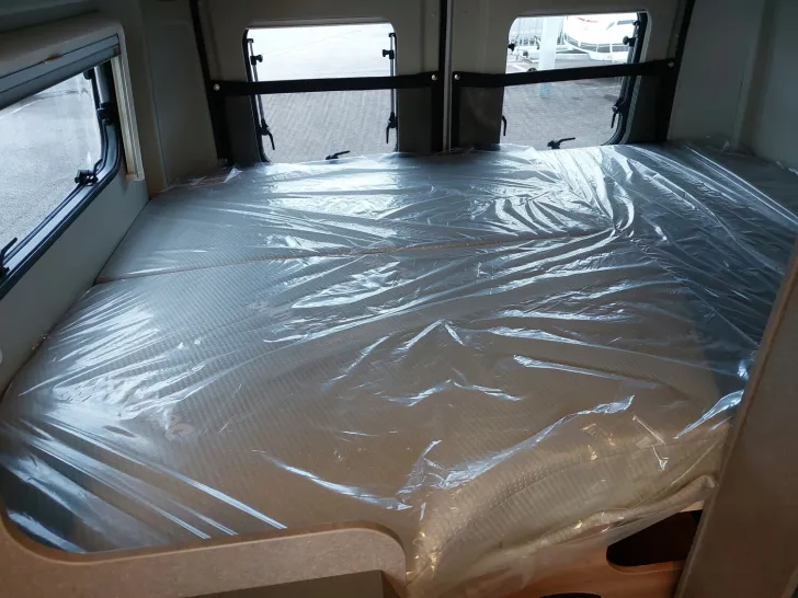 Fahrzeugbild Dethleffs Globetrail Classic 600 DK Fiat Aufstelldach #15