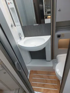 Bild 15 Hymer Exsis-i 474