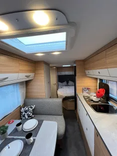 Bild 8 Dethleffs Camper 530 FSK *Frühjahrsspecial*ATC*Tür Fenster
