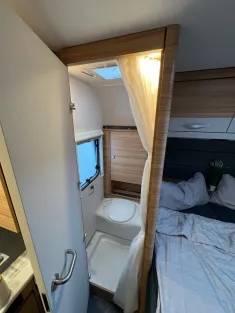 Bild 14 Dethleffs Camper 530 FSK *Frühjahrsspecial*ATC*Tür Fenster
