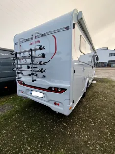 Bild 4 Dethleffs Globebus I 6 *SAT-TV*Markise*Rahmenfenster*
