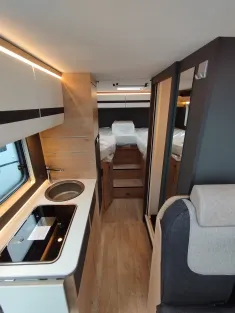 Bild 6 Dethleffs Globebus Camp T 4 *Dieselheizung* 4 Sitzplätze*