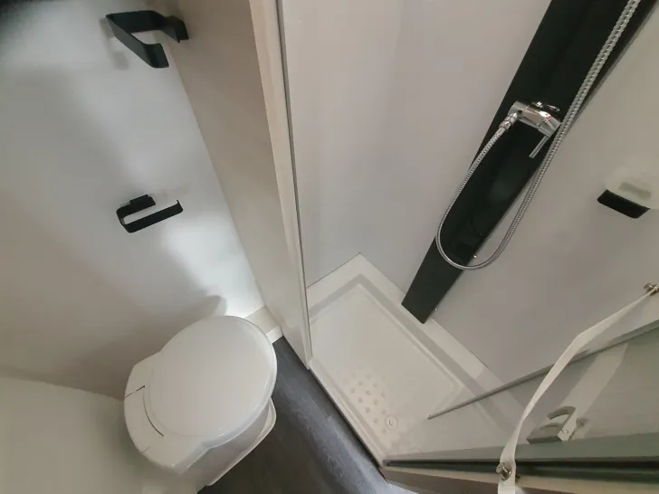 Fahrzeugbild Caravelair Artica 586 Family Abverkauf Ausstellungswagen #16