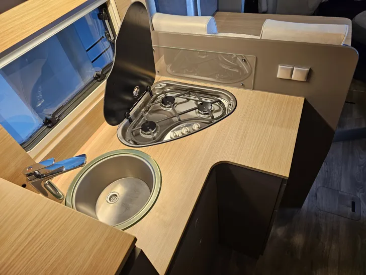 Fahrzeugbild LMC Tourer Lift H 660 G Automatik, AHK, Navi, TV #9