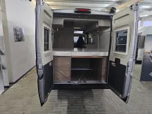 Fahrzeugbild Carado pro+ CV 600 Standklima Telair // Zuziehhilfe #11