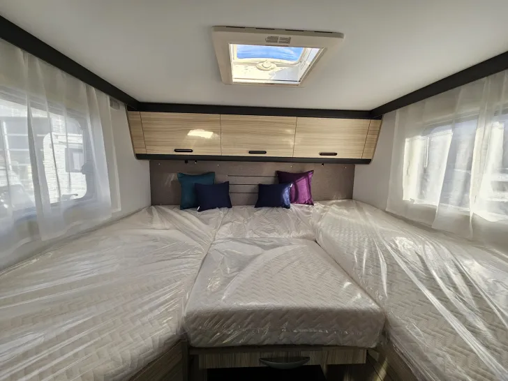 Fahrzeugbild Sun Living S 70SL X-TRA Markise|Hubbett auf Oktober 25 #6