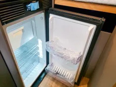 Bild 14 LMC Innovan 590 Mj. 24 *Querbett*Active*Markise*RFK