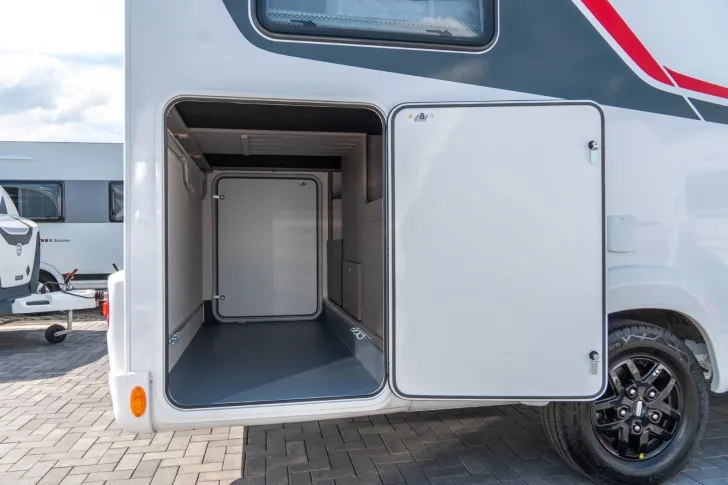 Fahrzeugbild LMC Tourer Lift H664 *Bi-Xenon*Navi*Hubbett*RFK #5