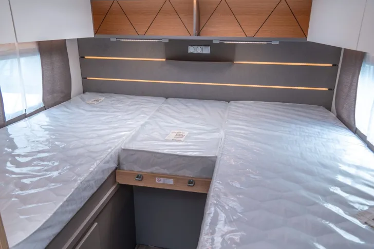 Fahrzeugbild LMC Tourer Lift H664 *Bi-Xenon*Navi*Hubbett*RFK #12