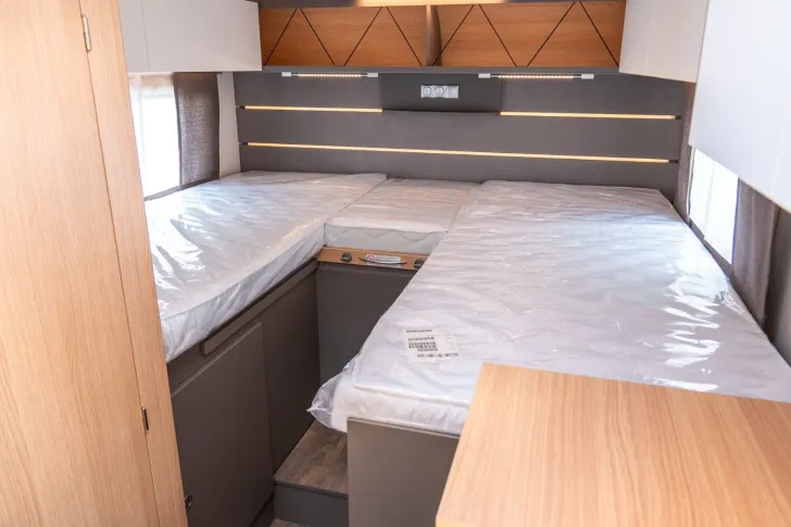 Fahrzeugbild LMC Tourer Lift H 660 G *Automatik*Hubbett #12