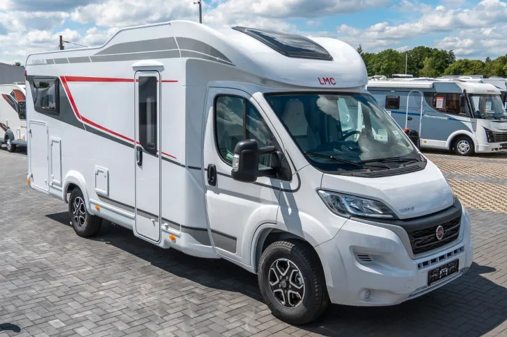 Fahrzeugbild LMC Tourer Lift H 660 G*Automatik * Hubbett #1