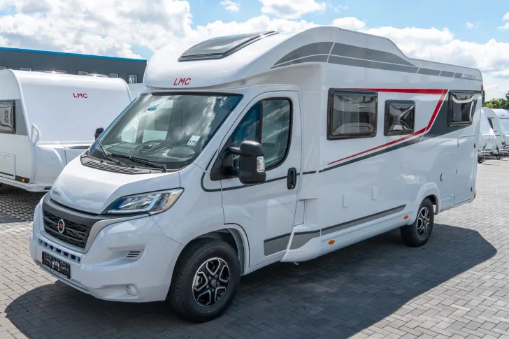 Fahrzeugbild LMC Tourer Lift H 660 G*Automatik * Hubbett #2