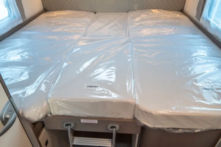Fahrzeugbild Etrusco I 7400 SB *Mj.25*Einzelbetten*Hubbett*Automatik* #13