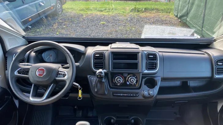 Fahrerhaus Pössl H-Line 2WIN Vario ( 00 )