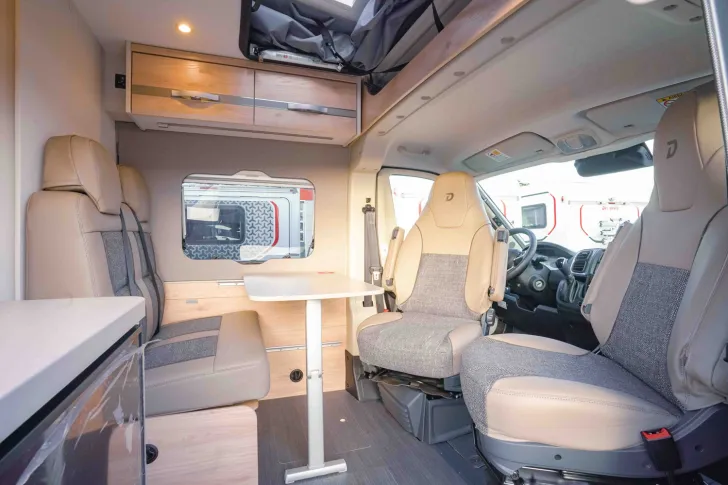Fahrzeugbild Dethleffs Globetrail 600 DS Fiat PREISVORTEIL: 12673 EURO #9