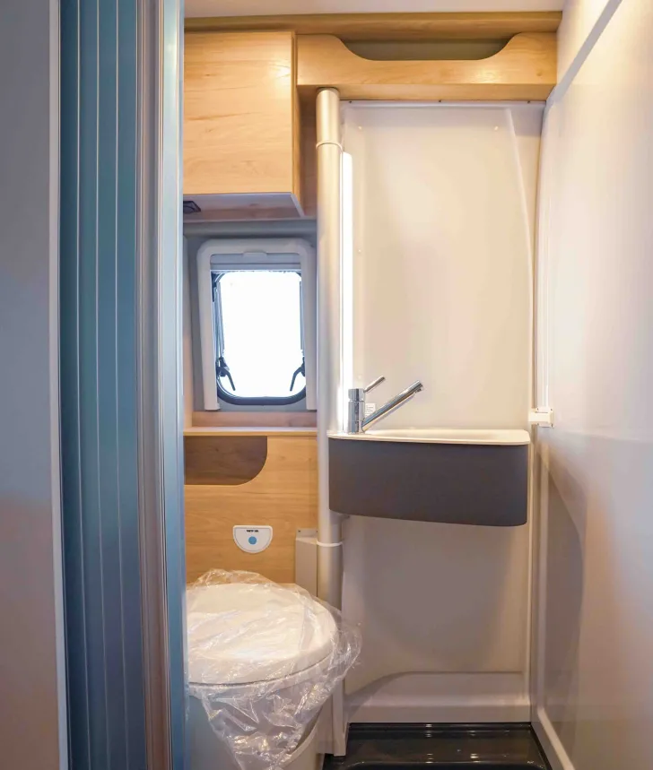 Fahrzeugbild Dethleffs Globetrail 600 DS Fiat PREISVORTEIL: 12673 EURO #14
