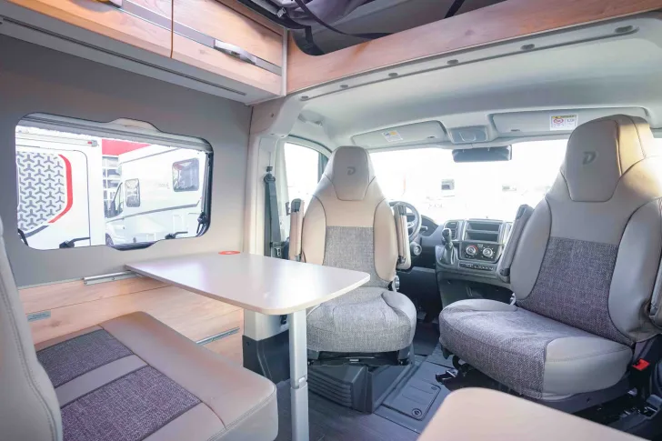 Fahrzeugbild Dethleffs Globetrail 600 DS Fiat PREISVORTEIL: 12673 EURO #15