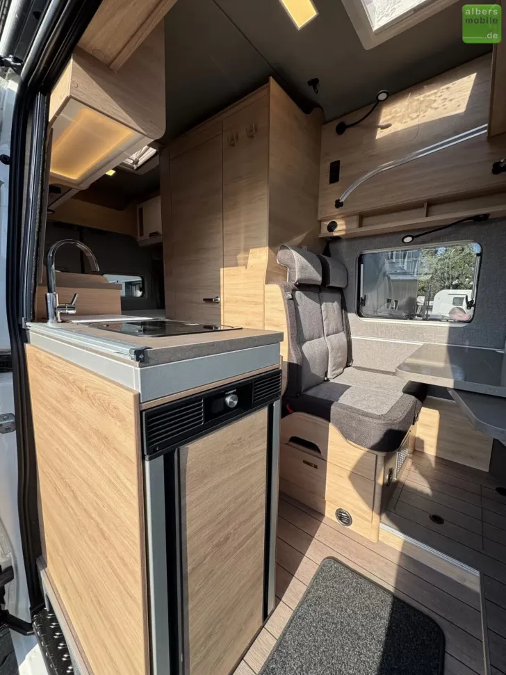 Fahrzeugbild Knaus BoxDrive 600 XL 3850kg Markise Navi 177PS #9