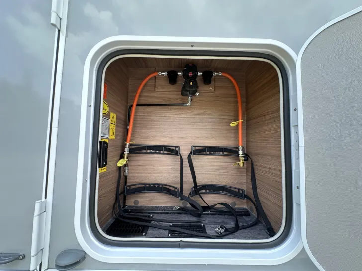 Fahrzeugbild Knaus Van TI VW VANSATION 640 MEG Luftfederung|4000KG #24