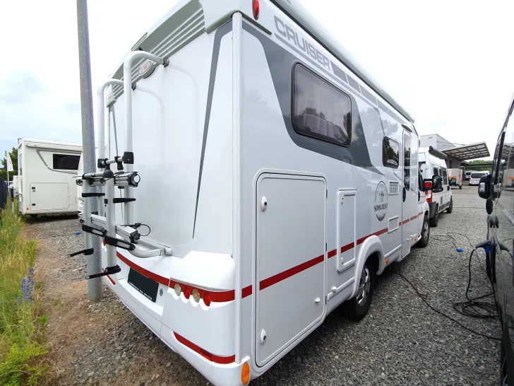 Fahrzeugbild LMC Cruiser V 646 G #3