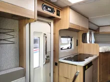 Fahrzeugbild LMC Cruiser V 646 G #11