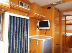 Bild 10 Phoenix Liner 7800 L