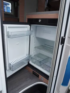 Bild 8 Weinsberg X-Cursion Van EDITION PEPPER 500 LT Mietfahrzeug